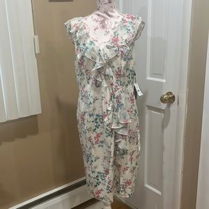 Gorgeous lace Adrianna Papell dress new with tags